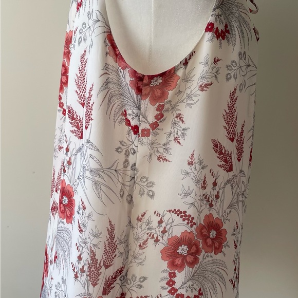 Max Studio Top Floral Top - Picture 7 of 7